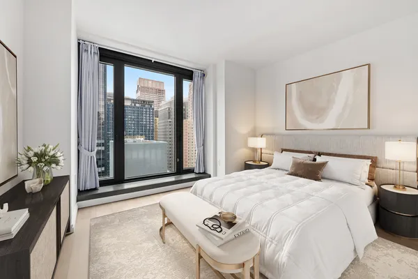 $6,500 | 111 West 56th Street, Unit 39G | Midtown Central