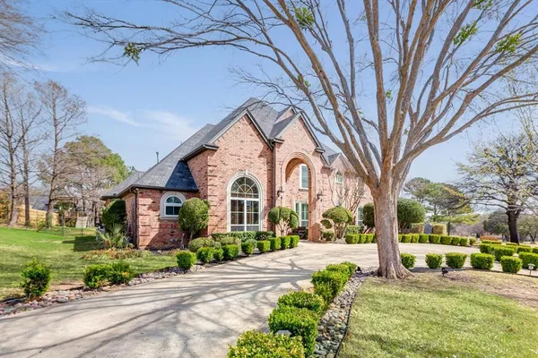 $8,500 | 911 Turnberry Lane, Southlake, TX 76092