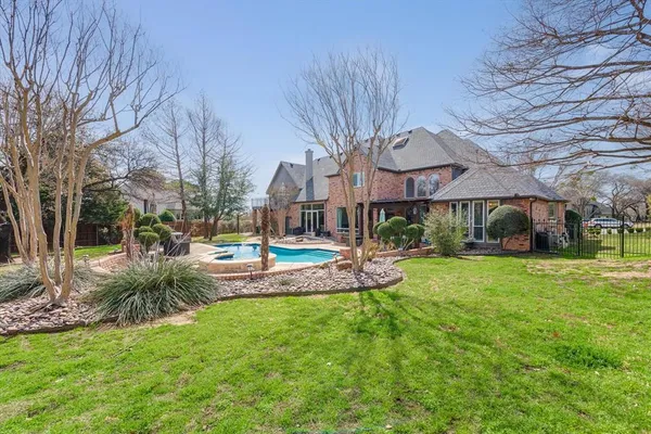 $8,500 | 911 Turnberry Lane, Southlake, TX 76092