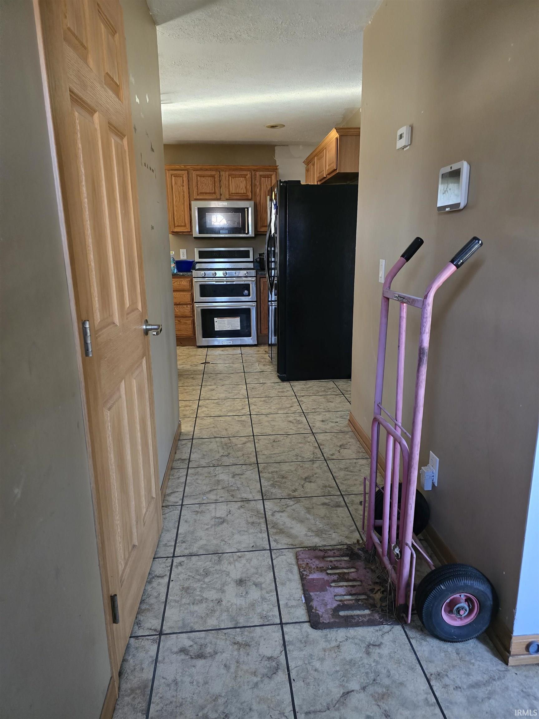 2933 Colonial Drive Mishawaka, IN 46544 - Photo 12 of 22