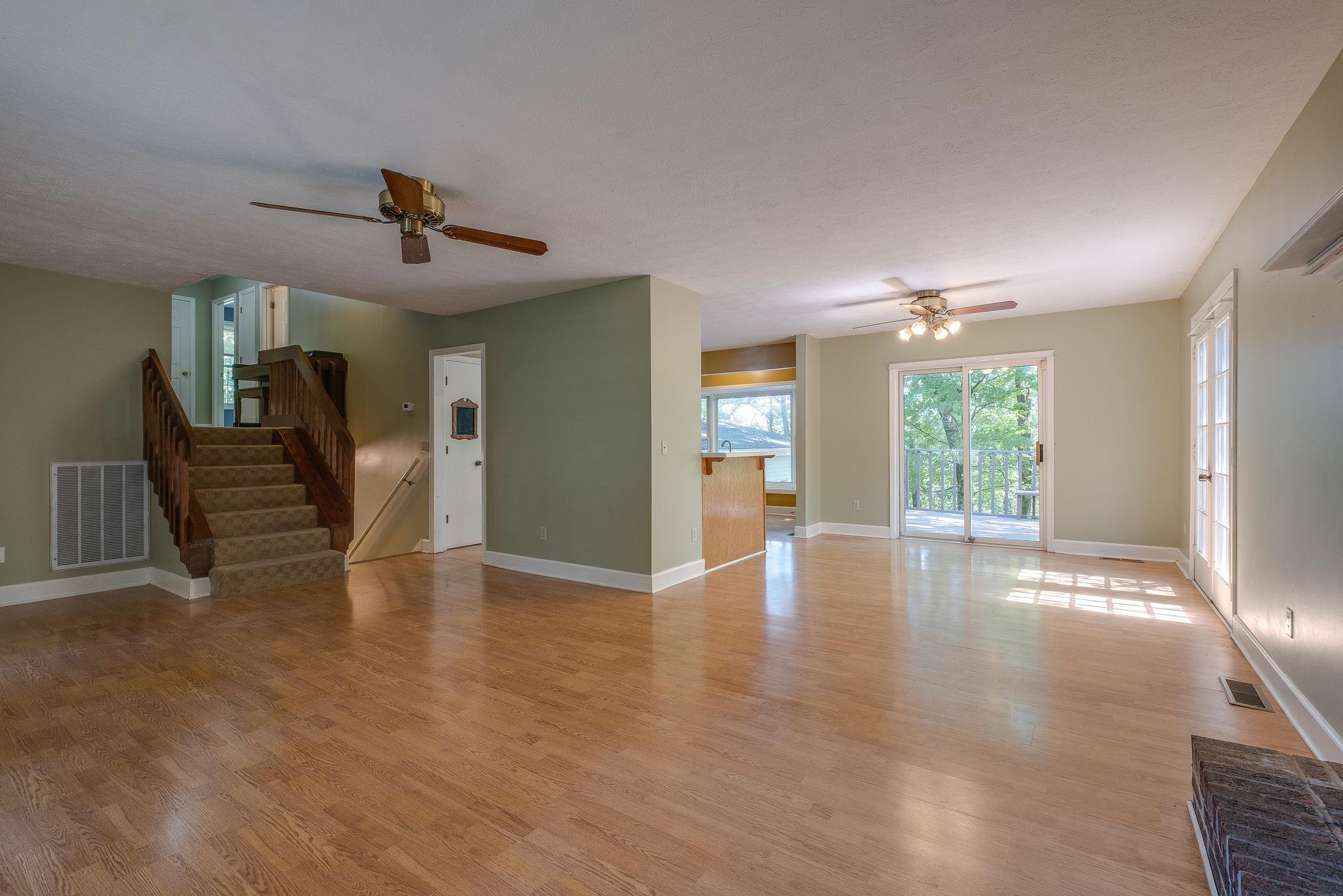 2683 Tinnin Road Greenbrier, TN 37073 - Photo 3 of 30 Gallery Image 3