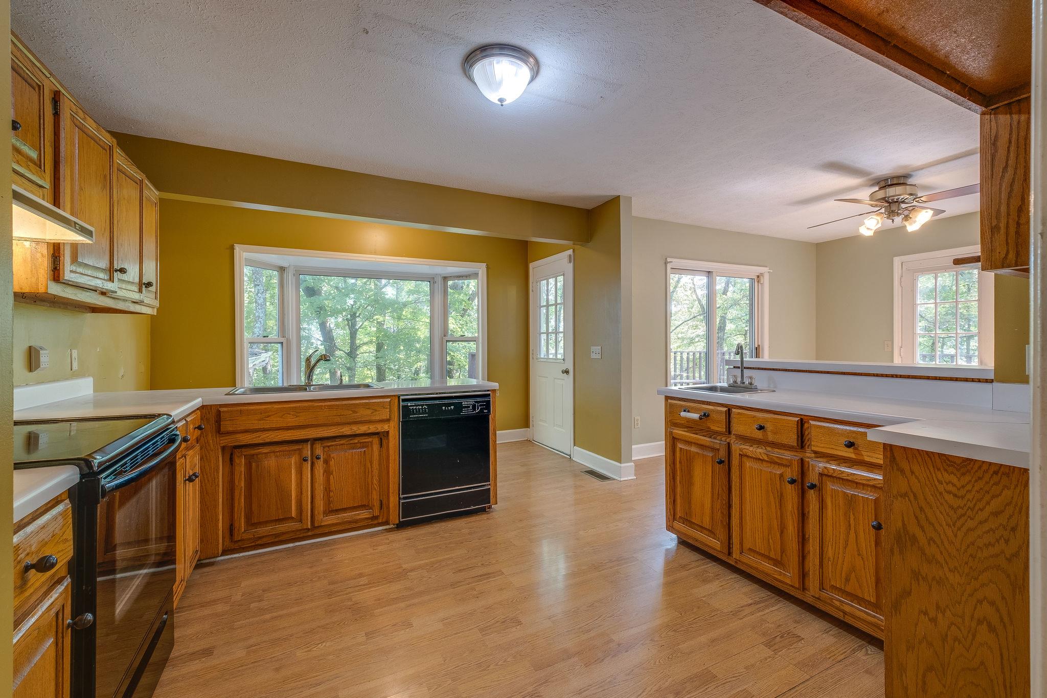 2683 Tinnin Road Greenbrier, TN 37073 - Photo 6 of 30 Gallery Image 6