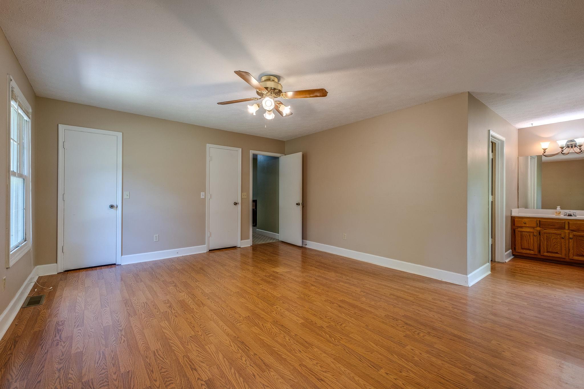 2683 Tinnin Road Greenbrier, TN 37073 - Photo 9 of 30 Gallery Image 9