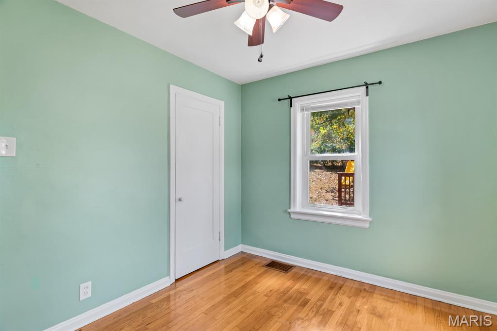 660 Rochester Drive St. Louis, MO 63125 - Photo 17 of 35