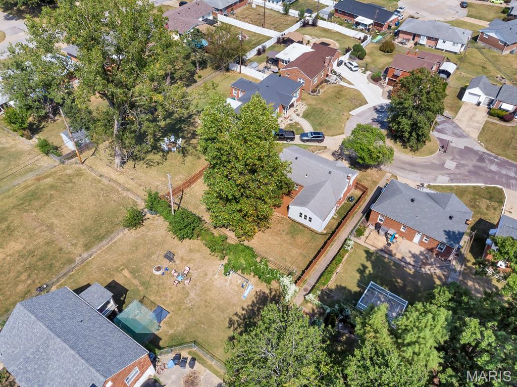 660 Rochester Drive St. Louis, MO 63125 - Photo 34 of 35