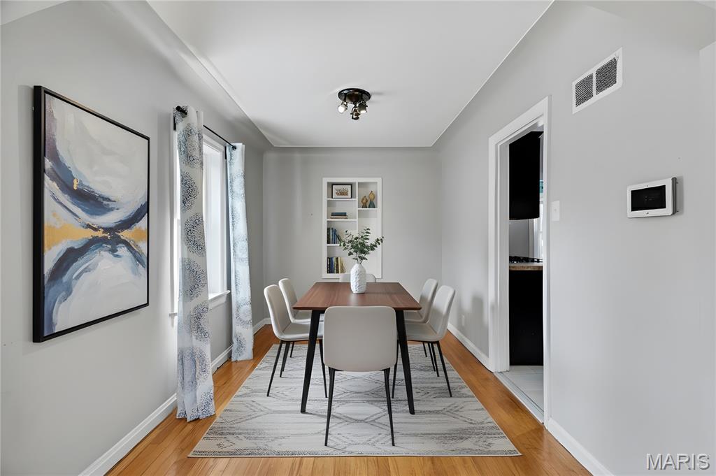 660 Rochester Drive St. Louis, MO 63125 - Photo 8 of 35