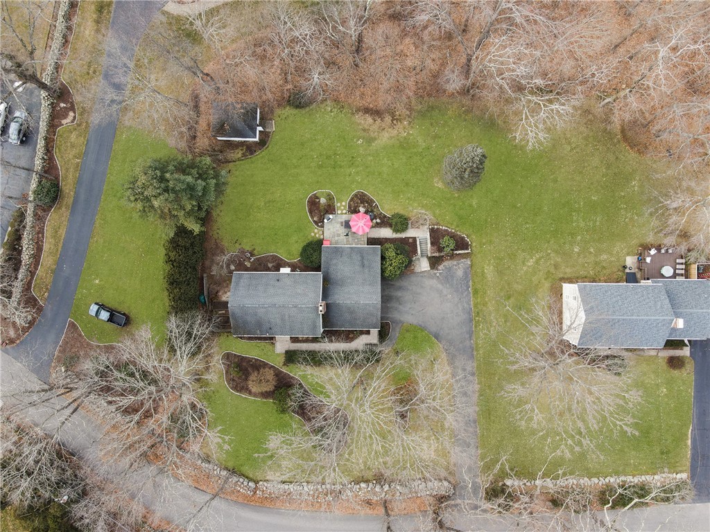 6 Hillside Road Cumberland, RI 02864 - Photo 3 of 38