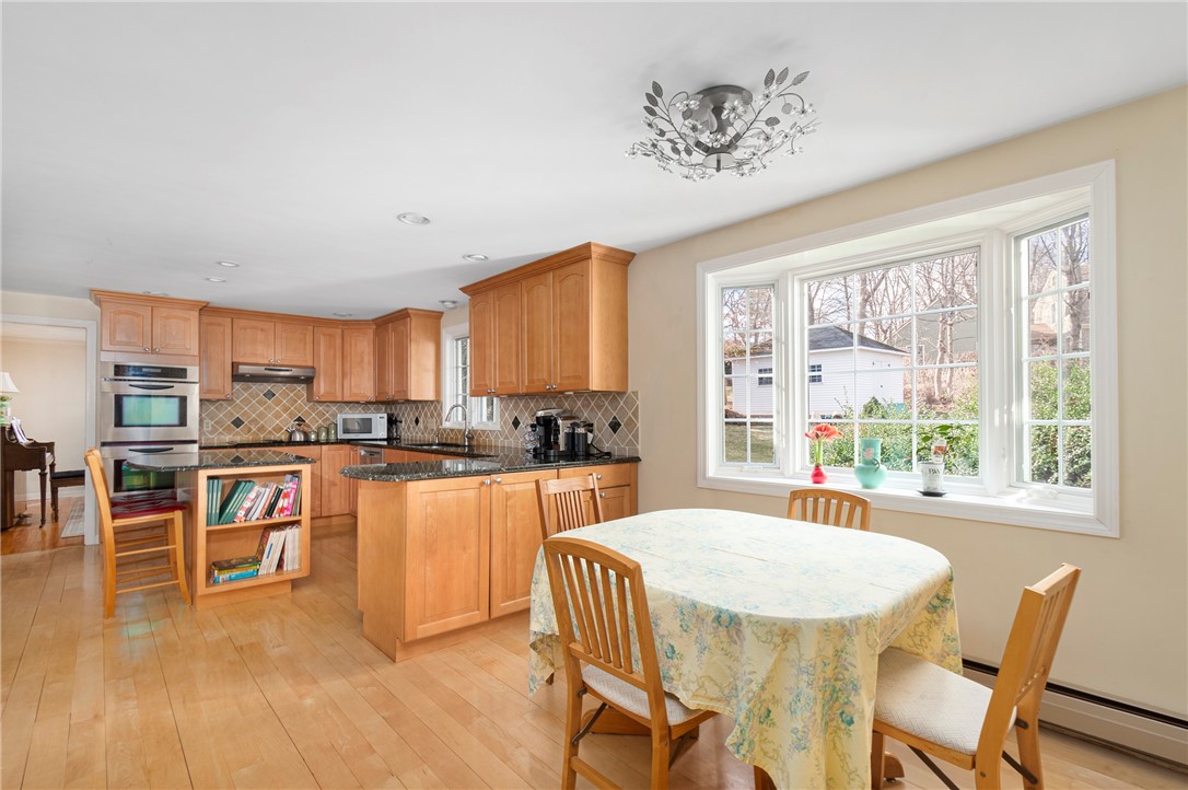 6 Hillside Road Cumberland, RI 02864 - Photo 8 of 38