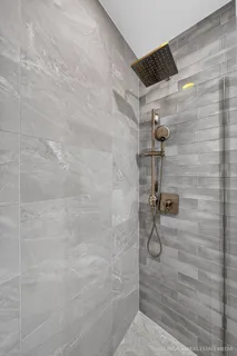 4711 North Malden Street, Unit 2S, Chicago, IL 60640
