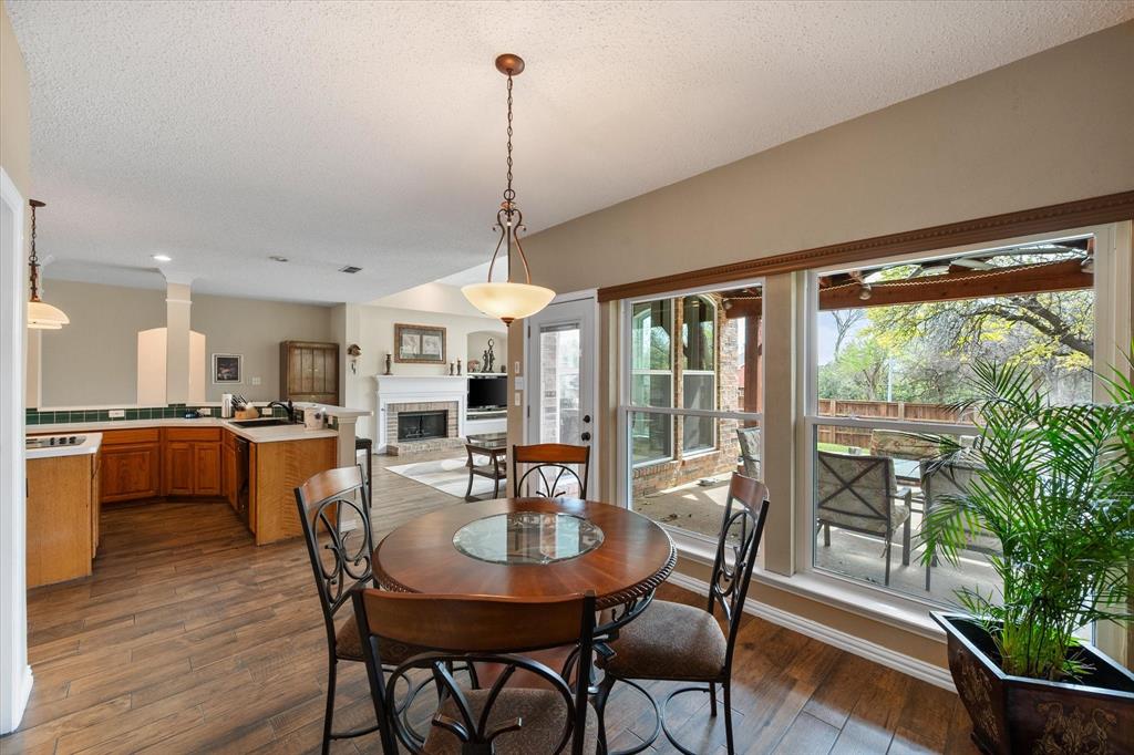 2800 Springbranch Court Grapevine, TX 76051 - Photo 13 of 36