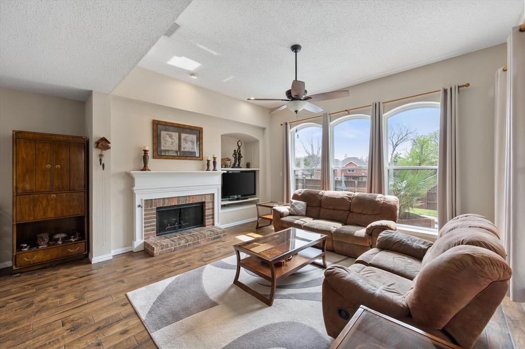2800 Springbranch Court Grapevine, TX 76051 - Photo 14 of 36