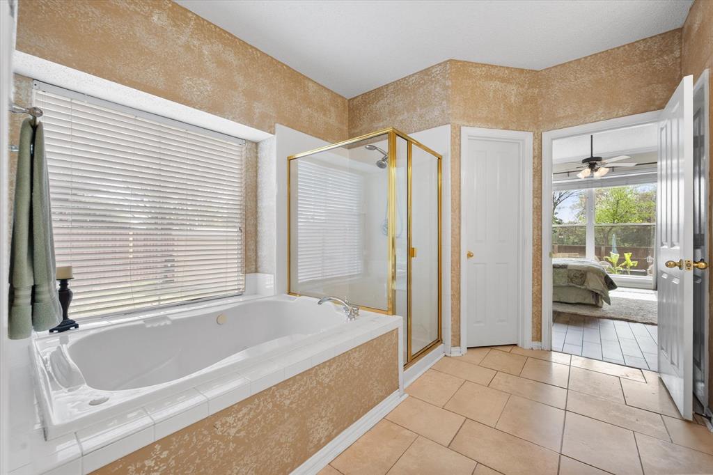 2800 Springbranch Court Grapevine, TX 76051 - Photo 21 of 36
