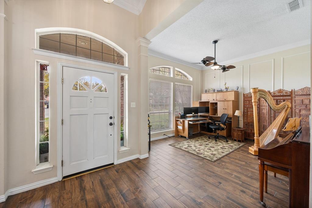 2800 Springbranch Court Grapevine, TX 76051 - Photo 6 of 36