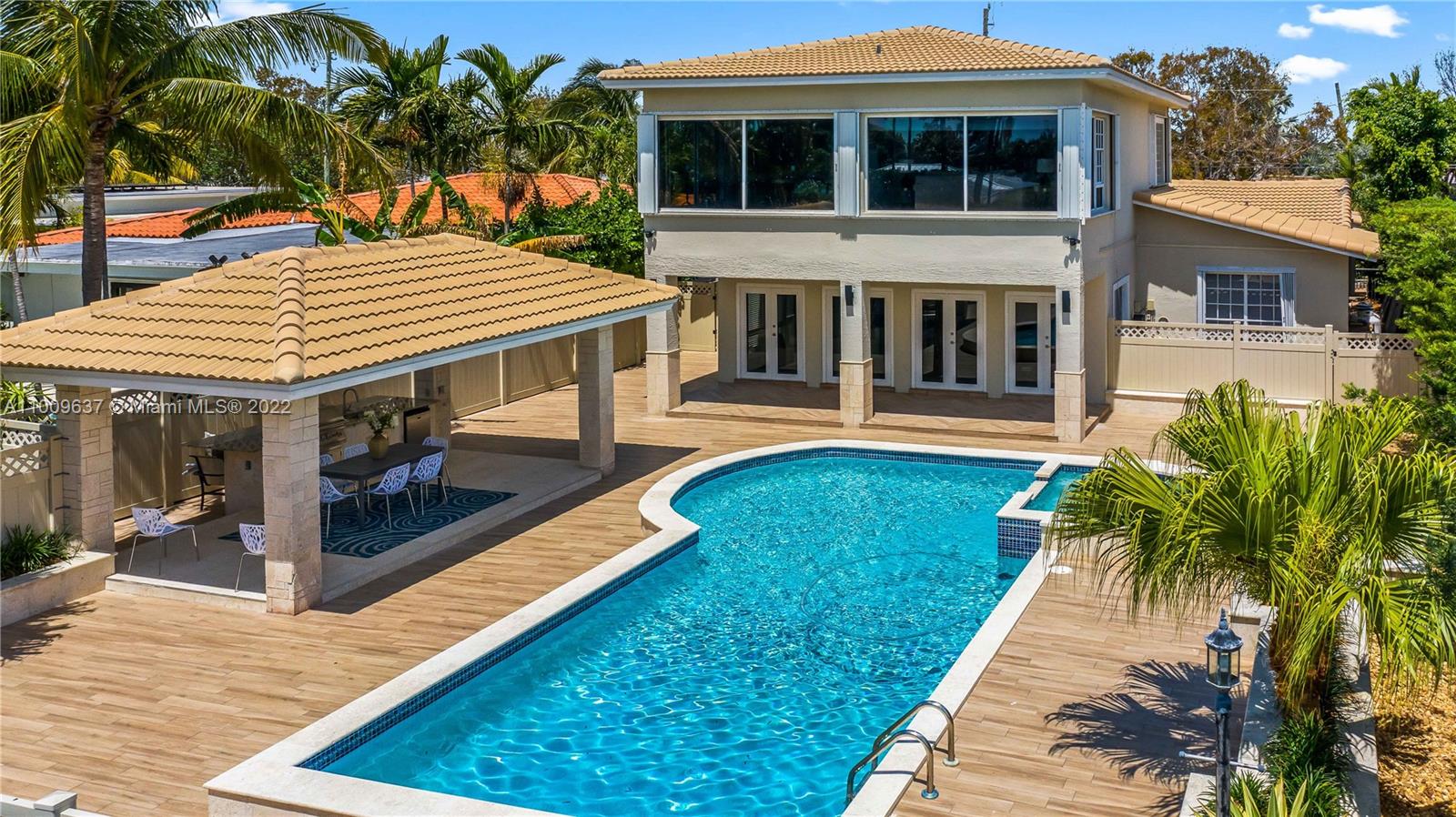 1700 Cleveland Road Miami Beach, FL 33141 - Photo 4 of 60