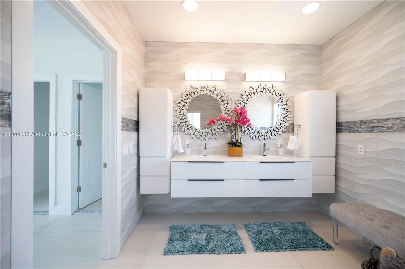 1700 Cleveland Road Miami Beach, FL 33141 - Photo 42 of 60 a view interior of the house and natural light