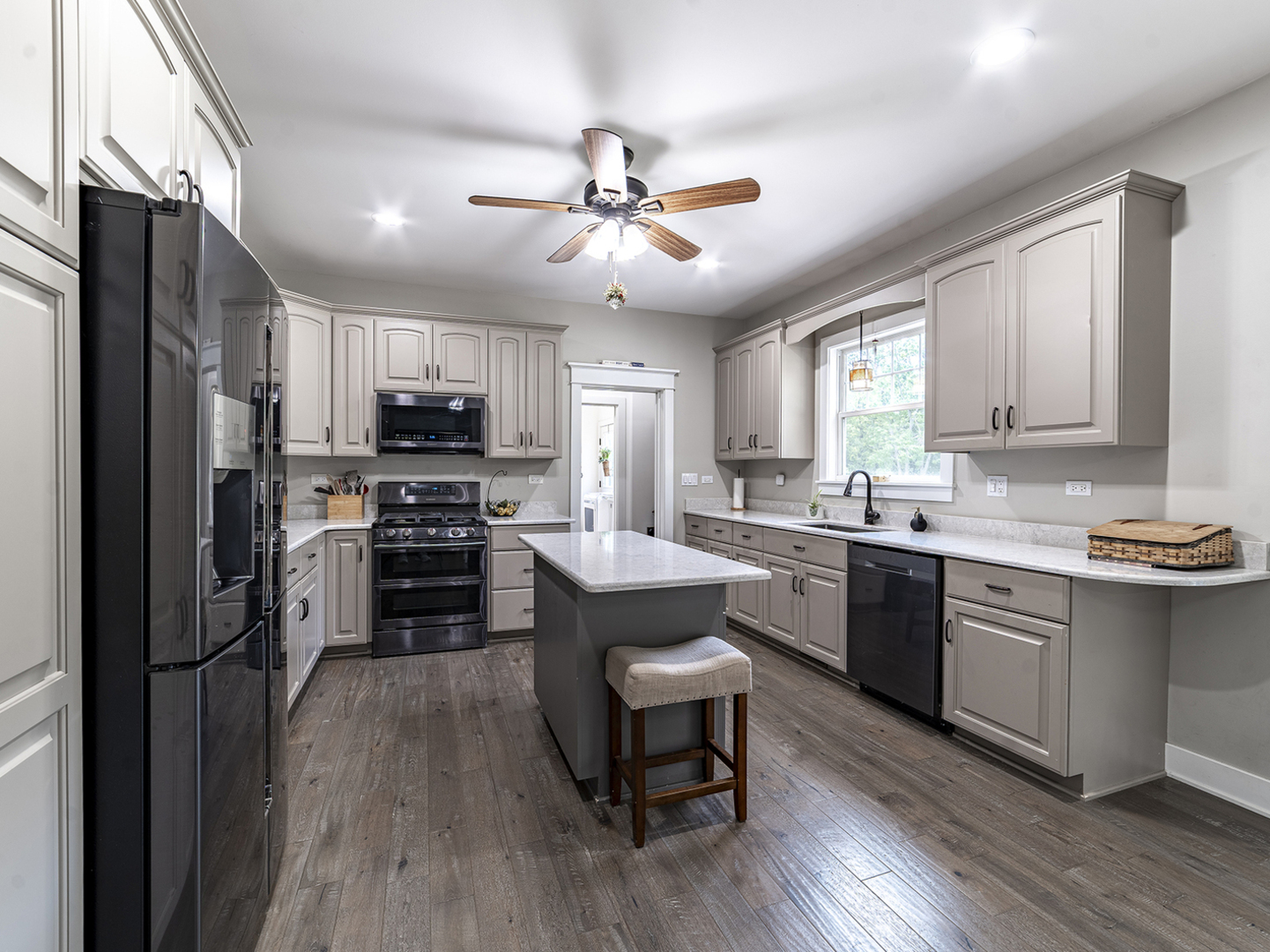 15919 Burr Oak Road Plano, IL 60545 - Photo 22 of 50