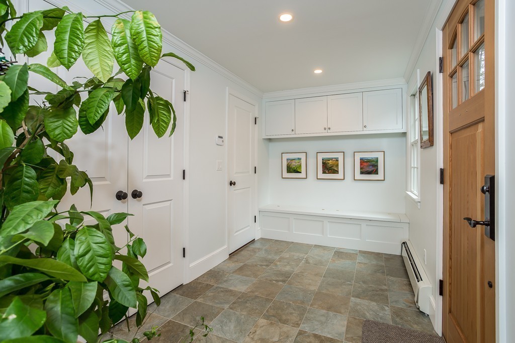 10 Holly Road Marion, MA 02738 - Photo 13 of 29 a view of entryway with window