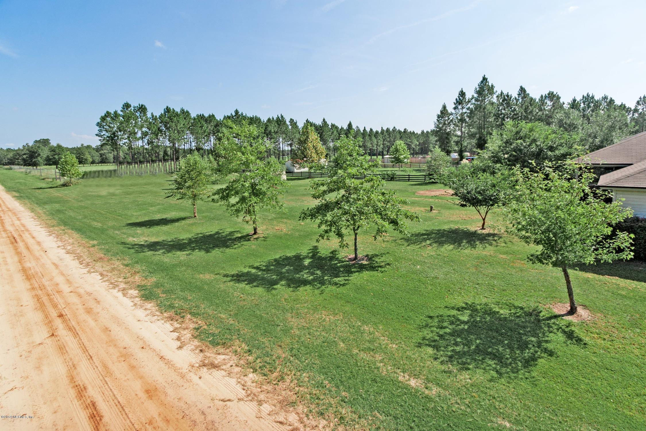 8934 Ford Road Bryceville, FL 32009 - Photo 27 of 31 Back Yard