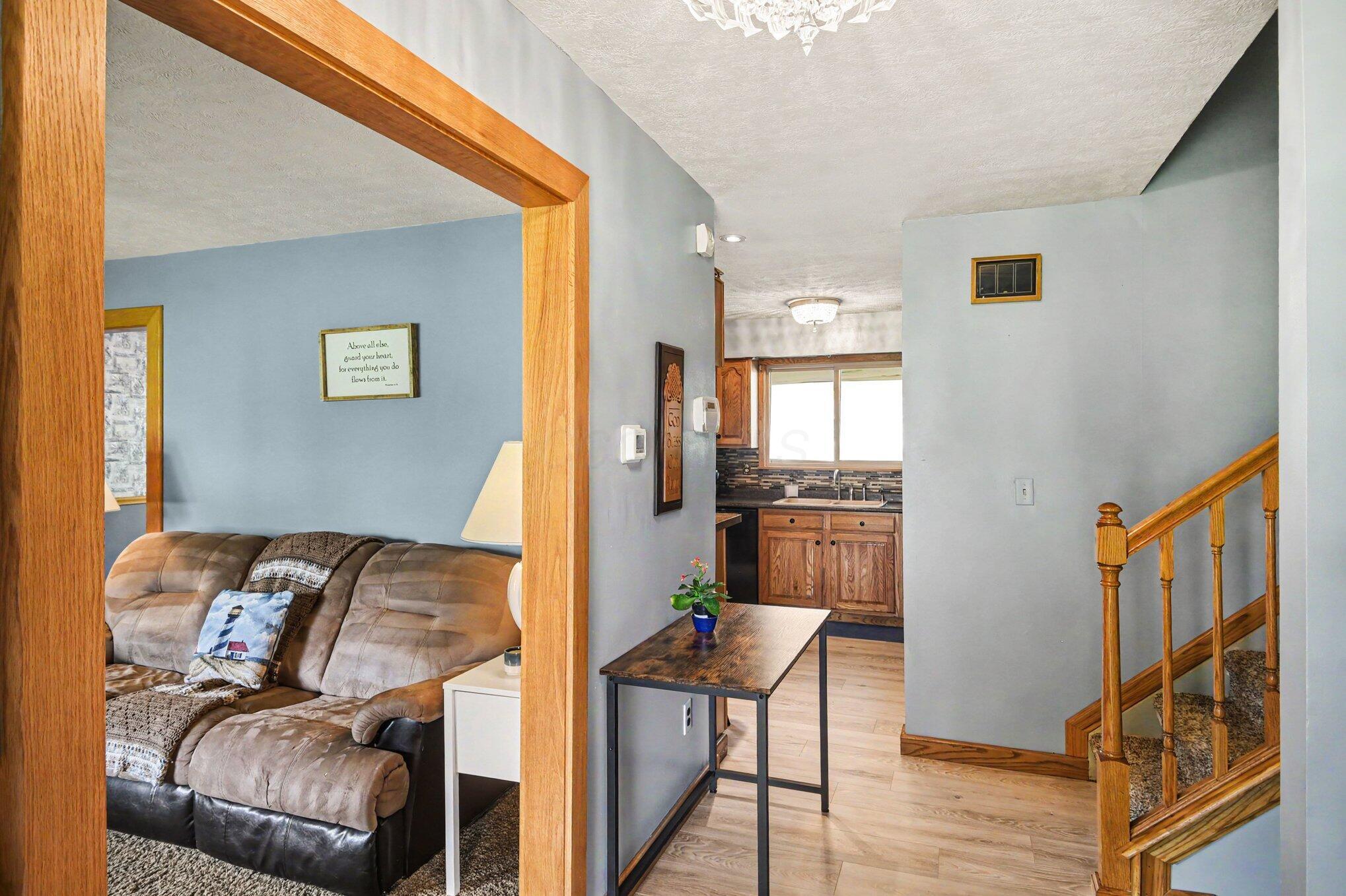 510 Long Road Pickerington, OH 43147 - Photo 5 of 45 009_file_9308