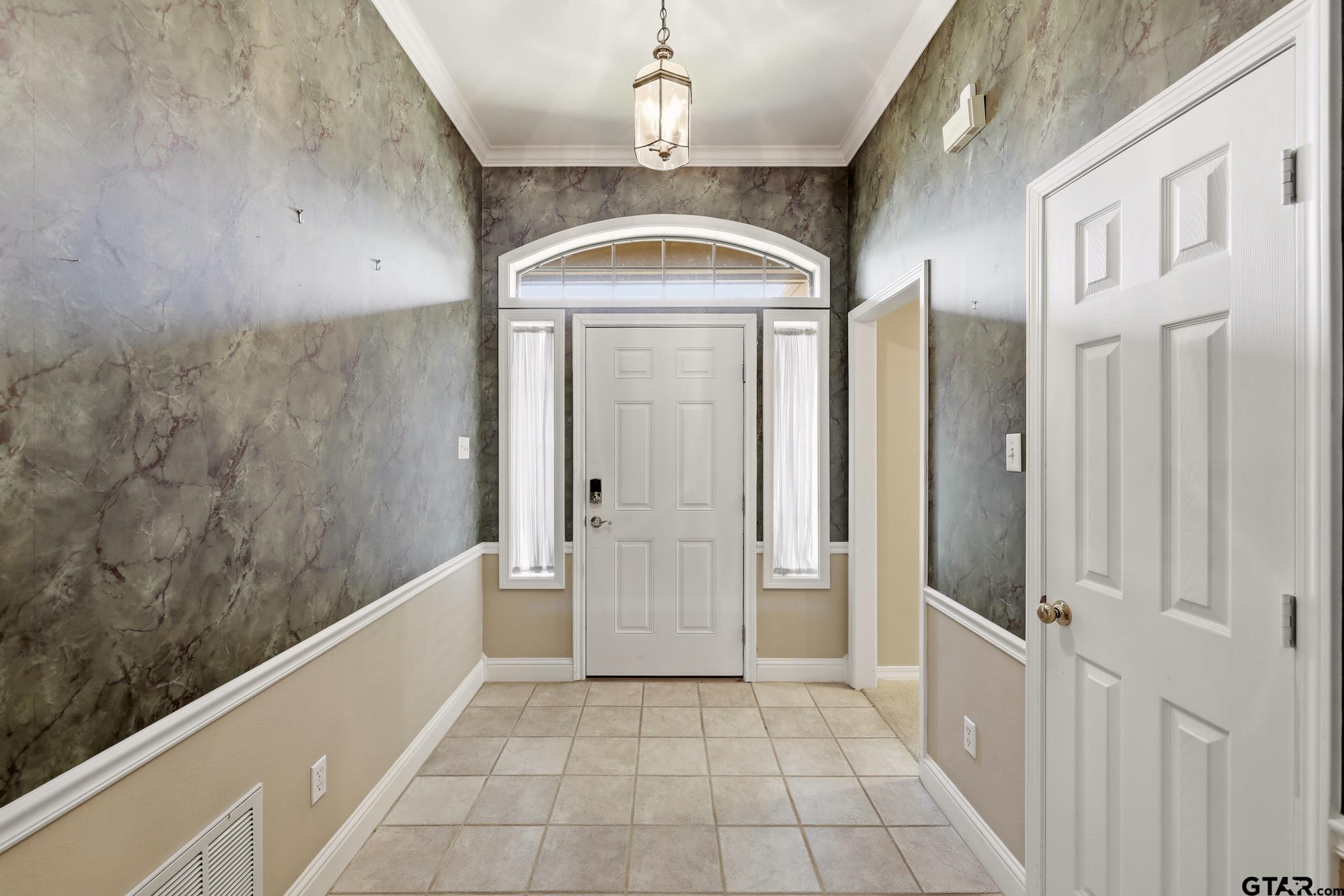 3105 Rouncival Drive Longview, TX 75605 - Photo 2 of 33