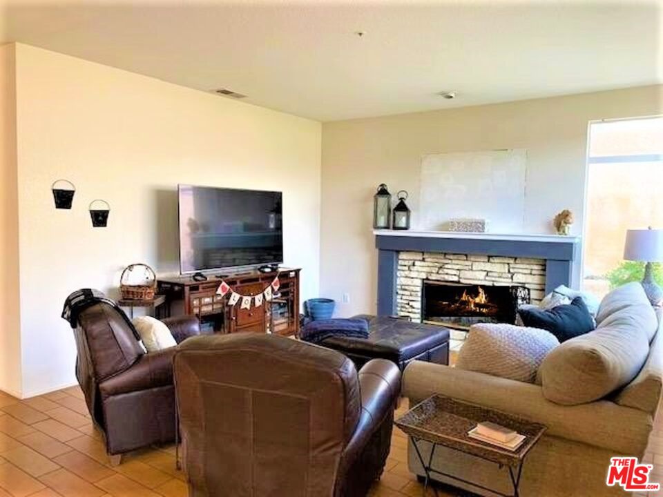 6365 Terracina Avenue Rancho Cucamonga, CA 91737 - Photo 19 of 44