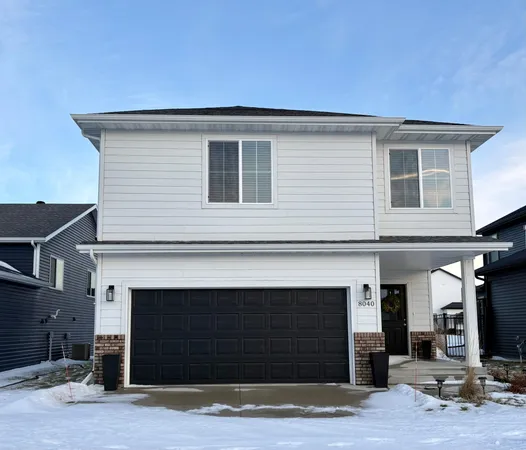 $344,500 | 8040 Goldfinch Drive, Horace, ND 58047