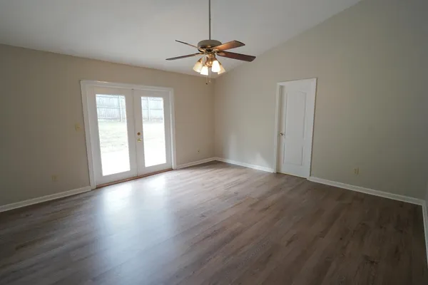 $2,600 | 1908 Wagon Wheel Circle East, Tallahassee, FL 32317