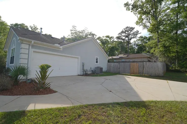$2,600 | 1908 Wagon Wheel Circle East, Tallahassee, FL 32317