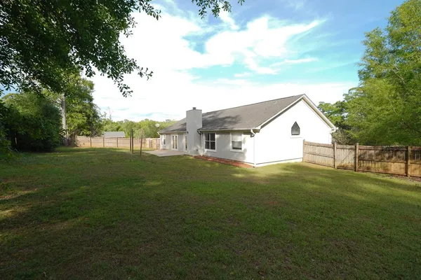 $2,600 | 1908 Wagon Wheel Circle East, Tallahassee, FL 32317