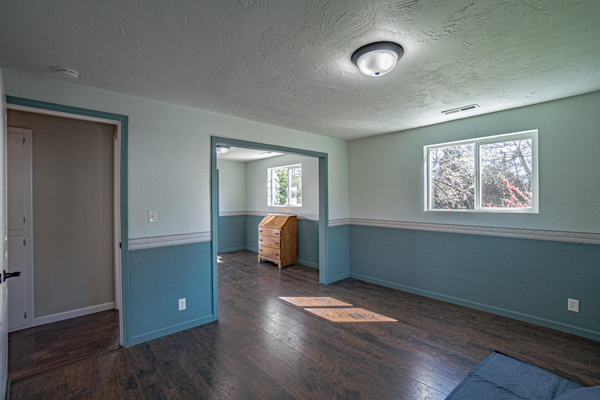 994 South Stage Road Medford, OR 97501 - Photo 25 of 38 DSC00447-HDR
