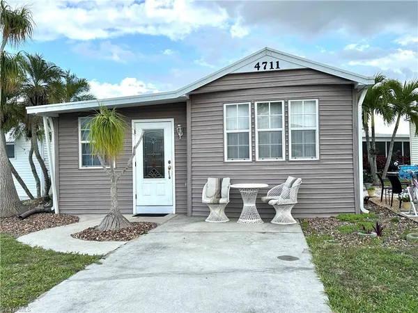$75,000 | 4711 Pilgrims Way West, Estero, FL 33928