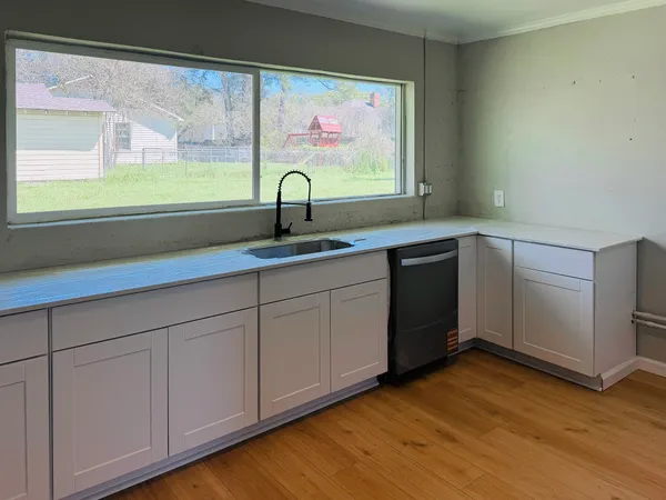 $1,475 | 427 Wood Street, Navasota, TX 77868