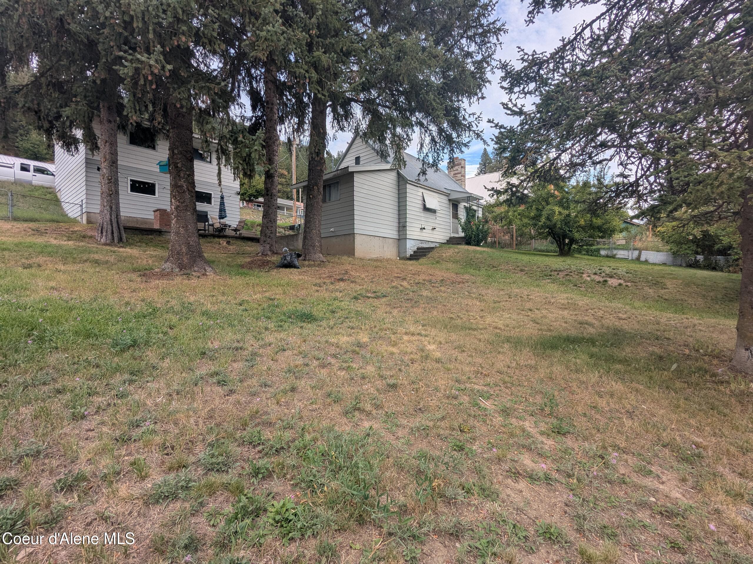721 Hunter Street Mullan, ID 83846 - Photo 9 of 12 721 Hunter Street - Mullan