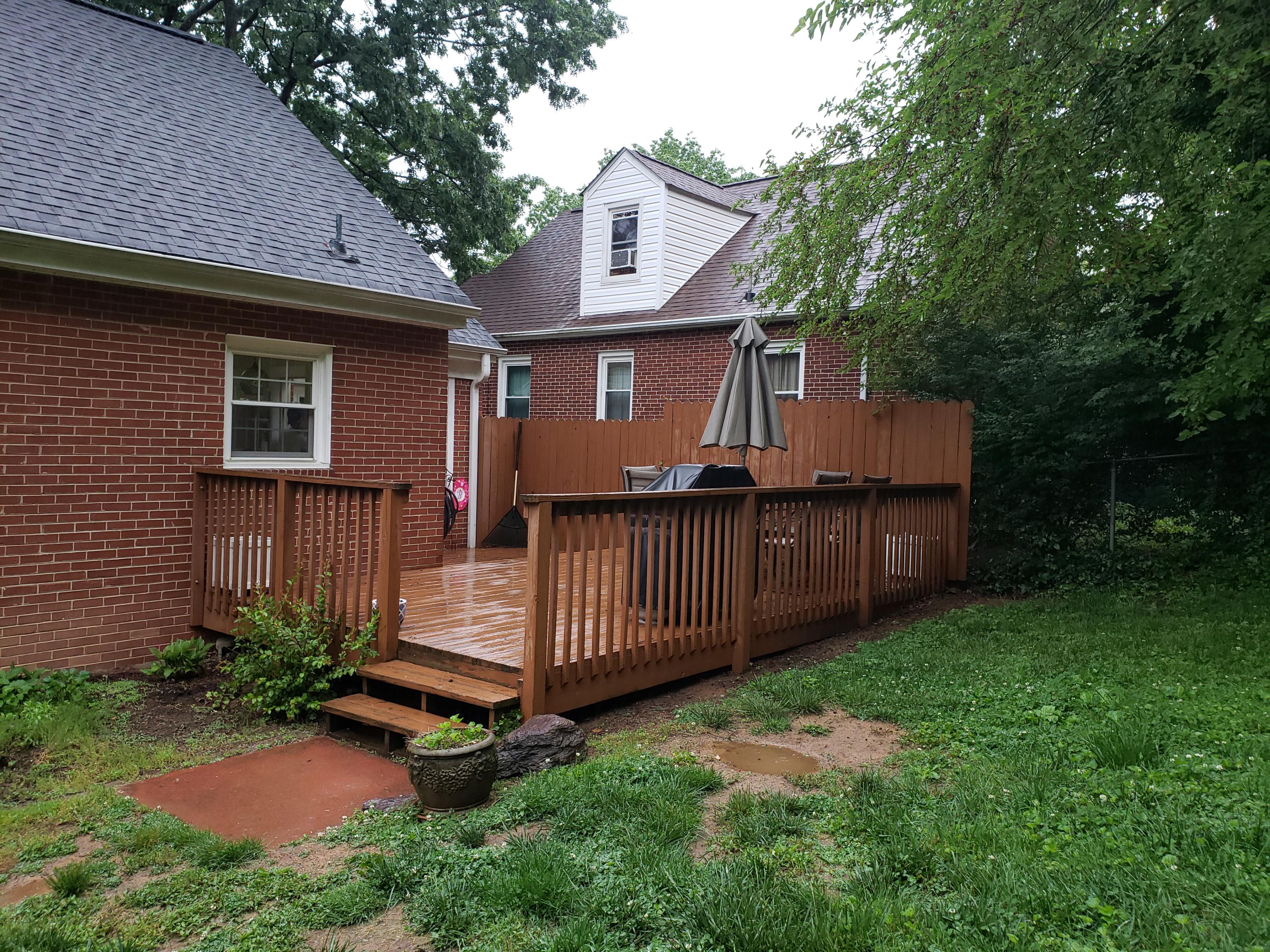 2530 Livingston Road Southwest Roanoke, VA 24015 - Photo 20 of 25 Rear Deck