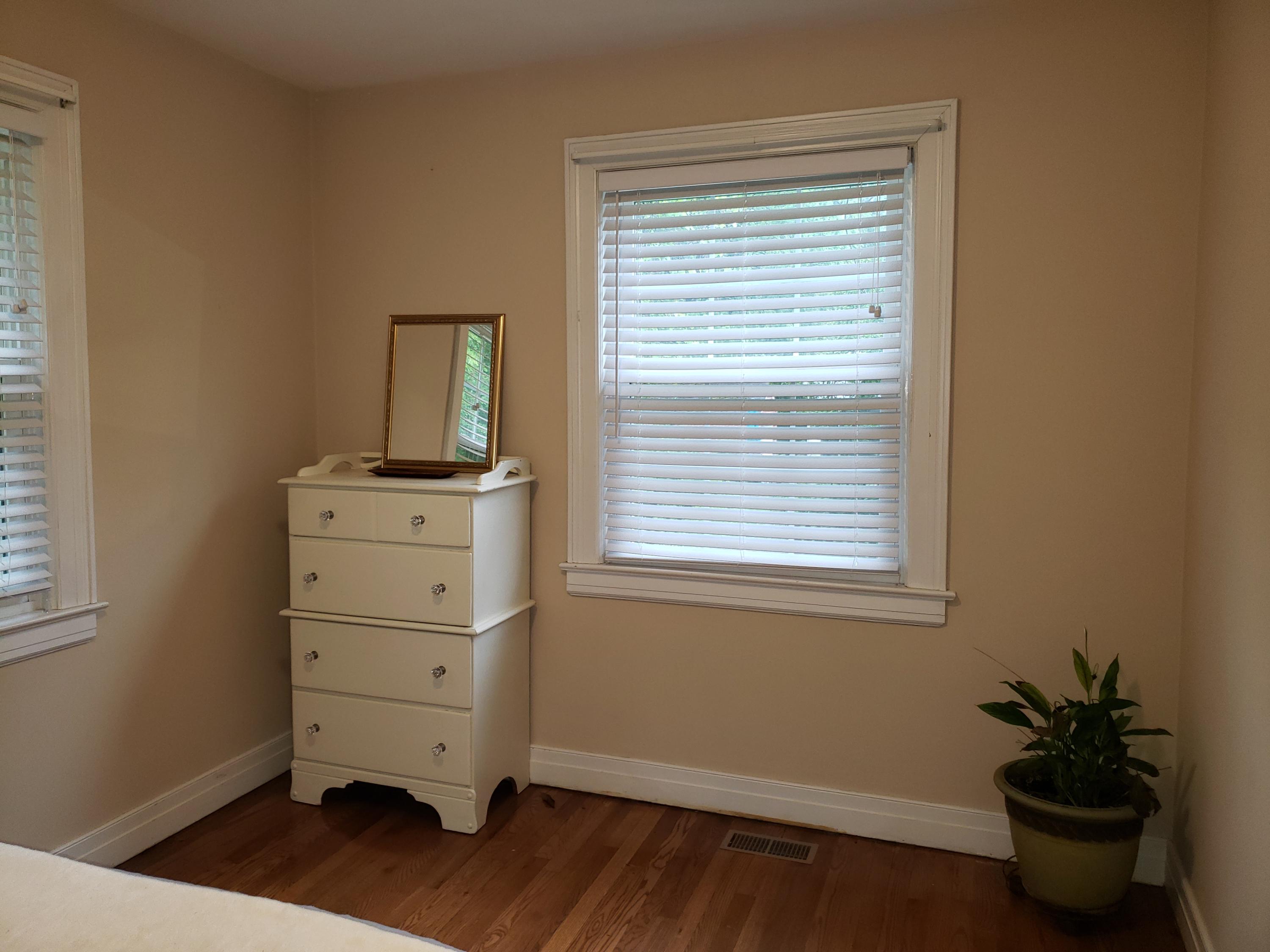 2530 Livingston Road Southwest Roanoke, VA 24015 - Photo 8 of 25 Bedroom #1