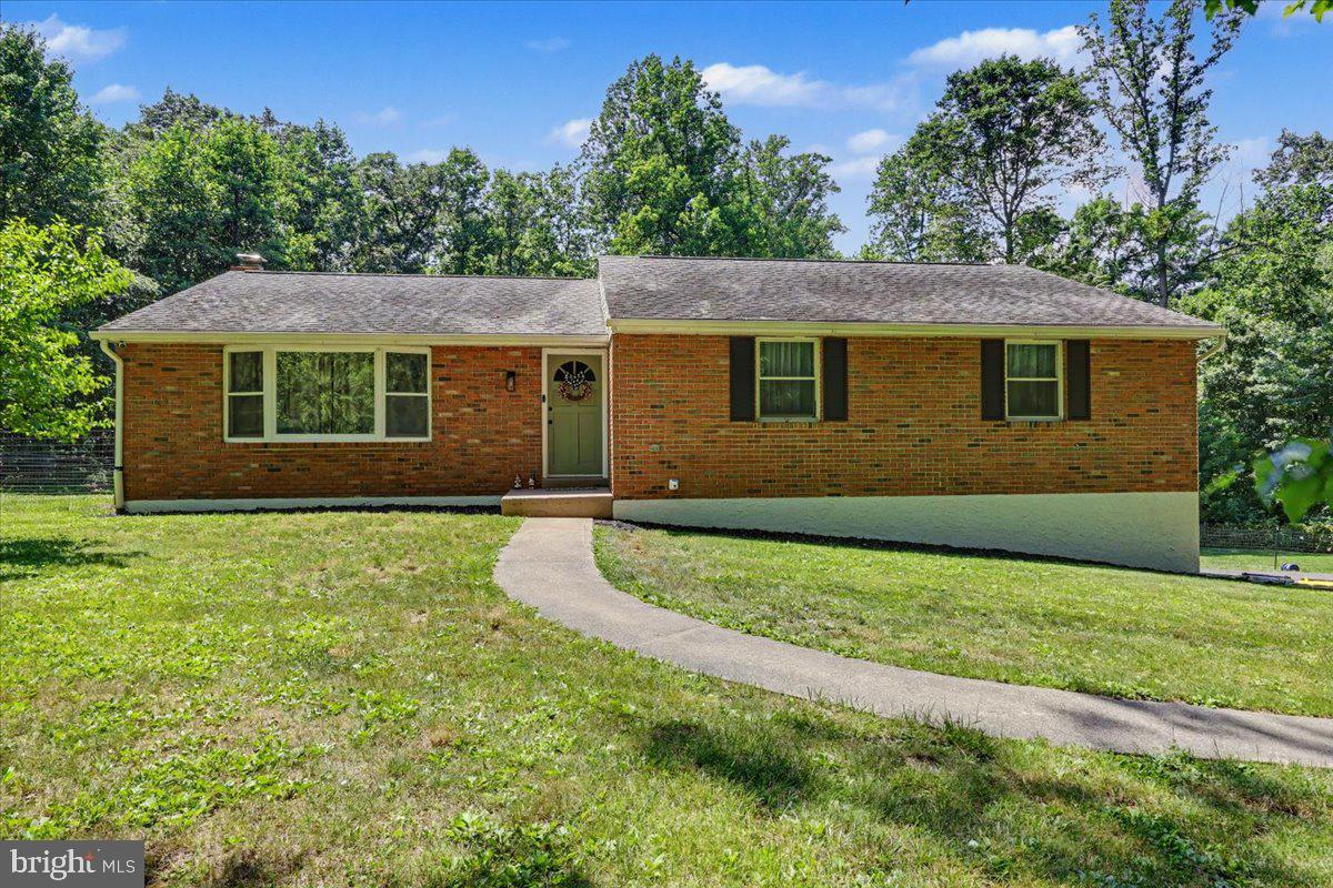 1199 Shenkel Road Pottstown, PA 19465 - Photo 3 of 38