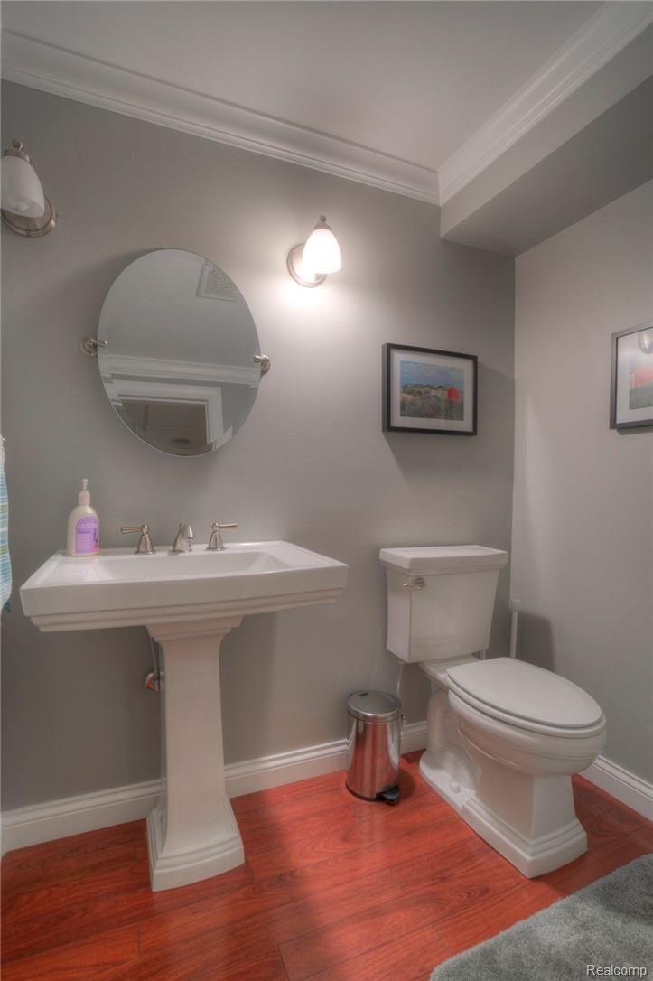 756 Loggers Circle Rochester, MI 48307 - Photo 35 of 39 Half Bath in the Finished Lower Level.