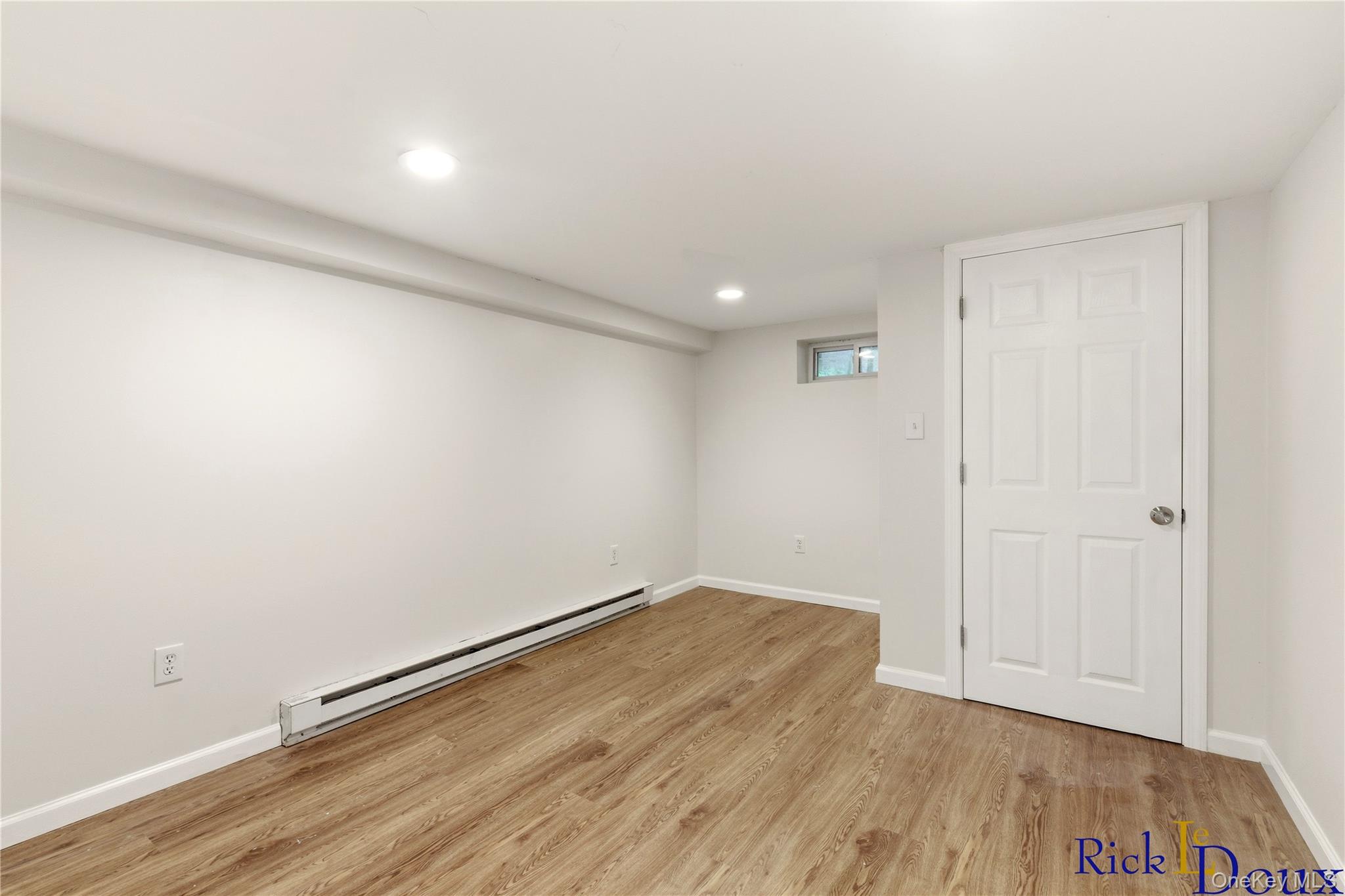 223 Old Post Road Port Jefferson, NY 11777 - Photo 21 of 30