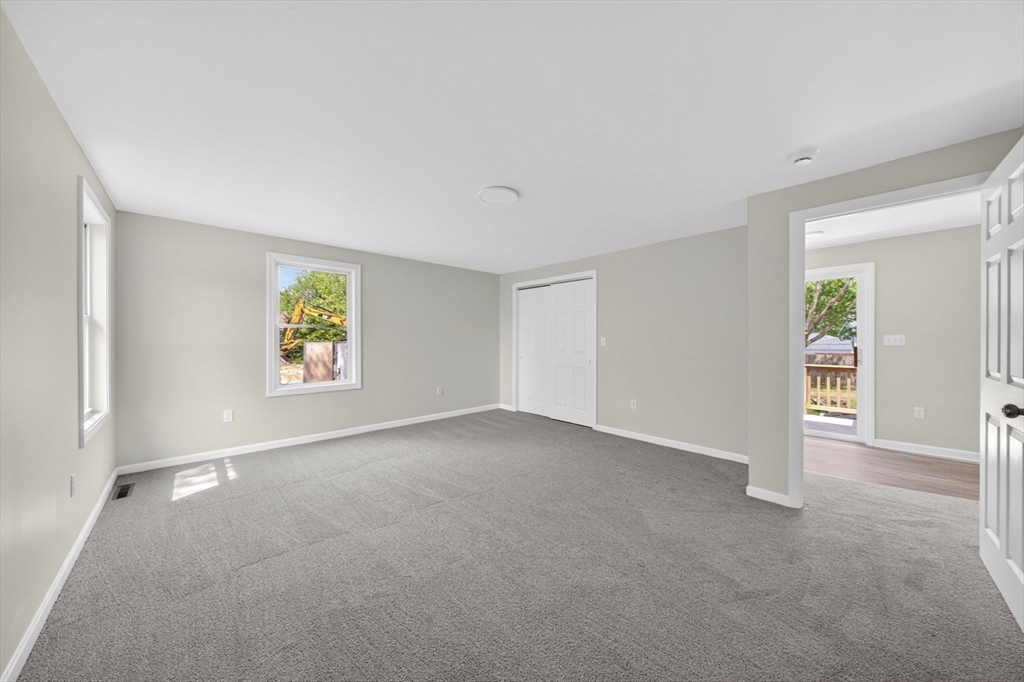 61 Stevens Road Swansea, MA 02777 - Photo 24 of 27