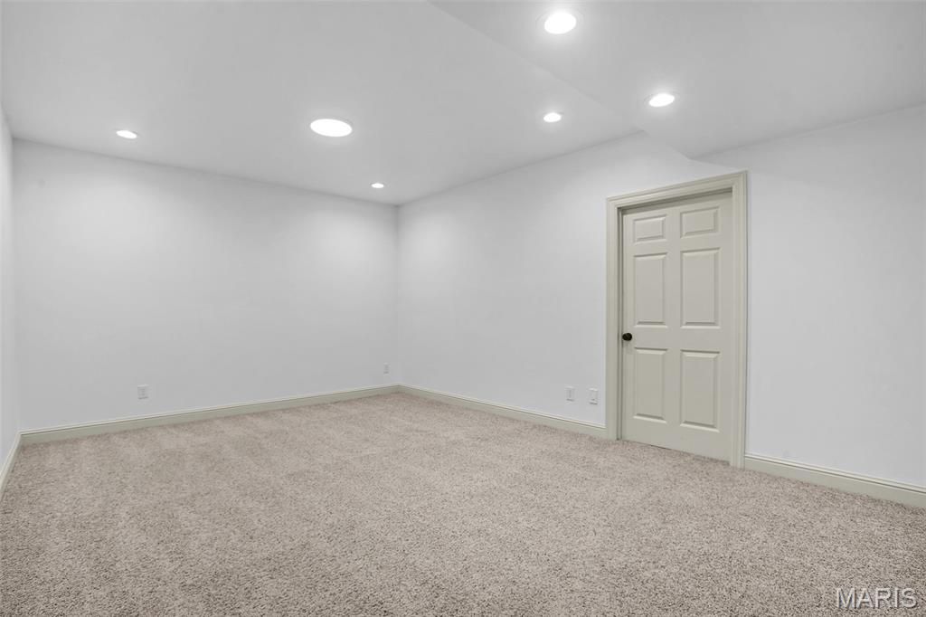 2066 Spring Valley Drive Washington, MO 63090 - Photo 30 of 45