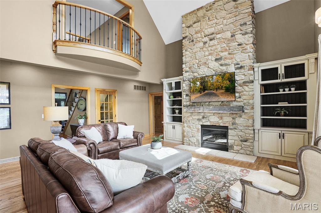 2066 Spring Valley Drive Washington, MO 63090 - Photo 3 of 6