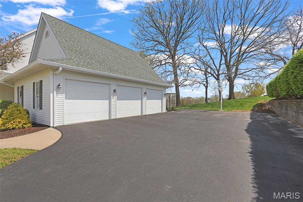 2066 Spring Valley Drive Washington, MO 63090 - Photo 44 of 45