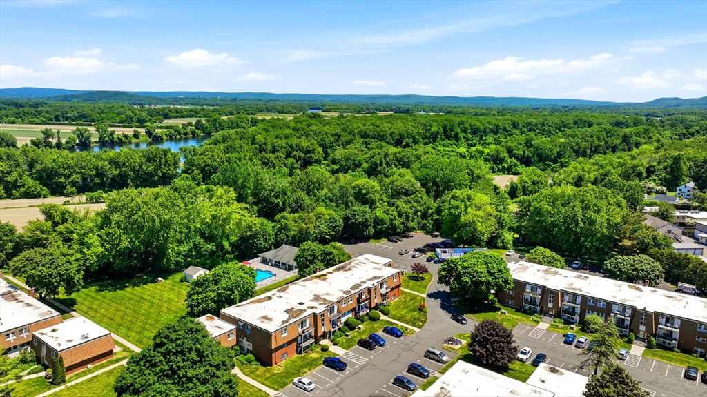 80 Damon Road, Unit 8111 Northampton, MA 01060 - Photo 25 of 31