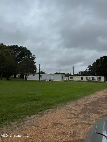 $680,000 | 400 Red Hill Circle, Unit 11, Batesville, MS 38606