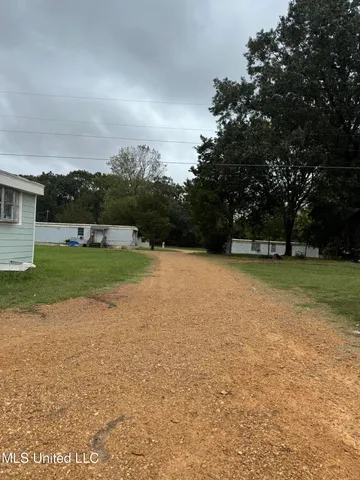 $680,000 | 400 Red Hill Circle, Unit 11, Batesville, MS 38606