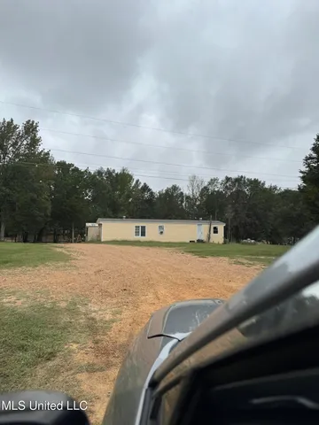 $680,000 | 400 Red Hill Circle, Unit 11, Batesville, MS 38606