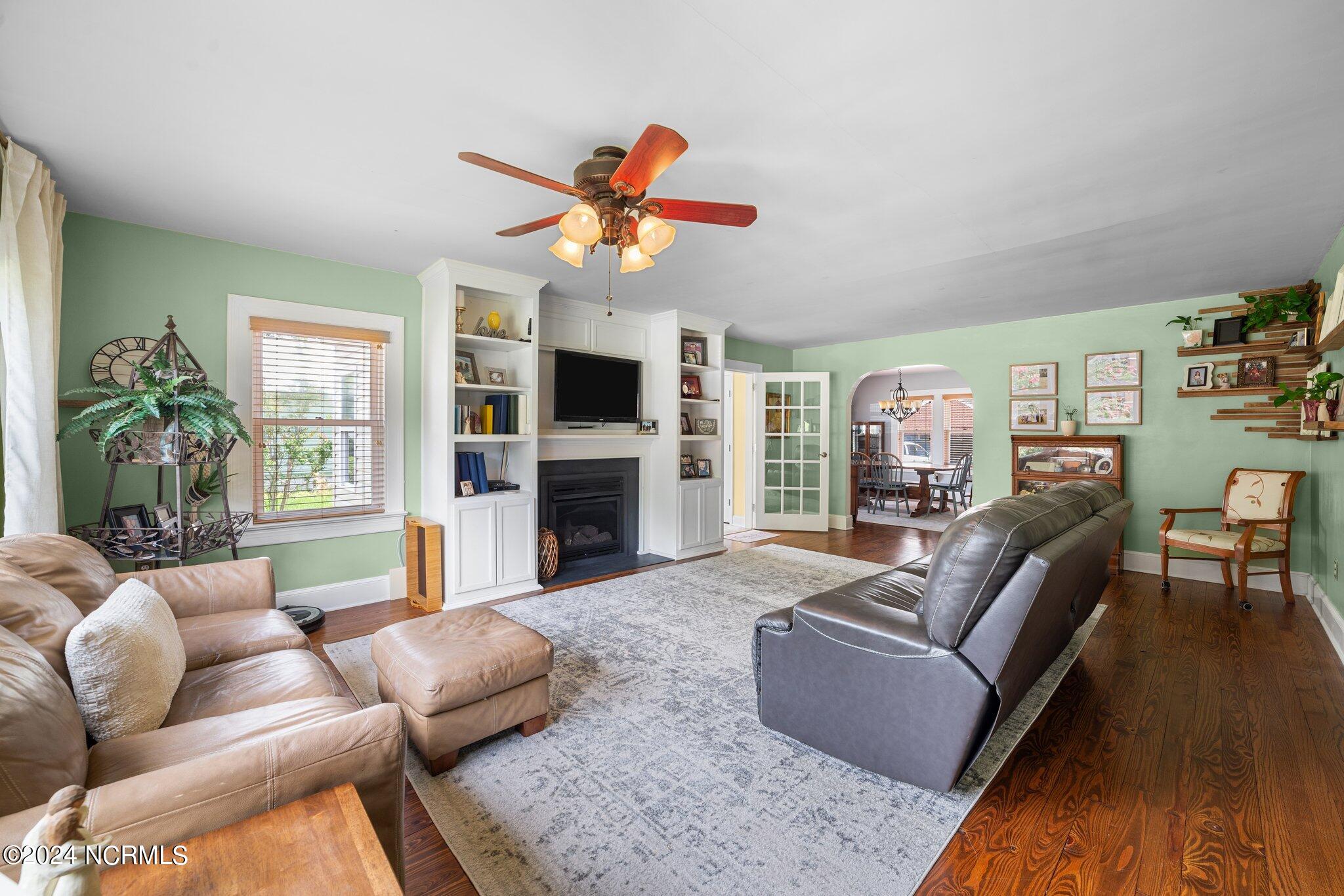 272 Fourth Street Ayden, NC 28513 - Photo 15 of 53 23-web-or-mls-DSC_6982