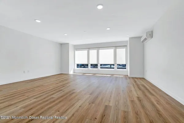 $2,800 | 131 Brighton Avenue, Unit 301, Long Branch, NJ 07740