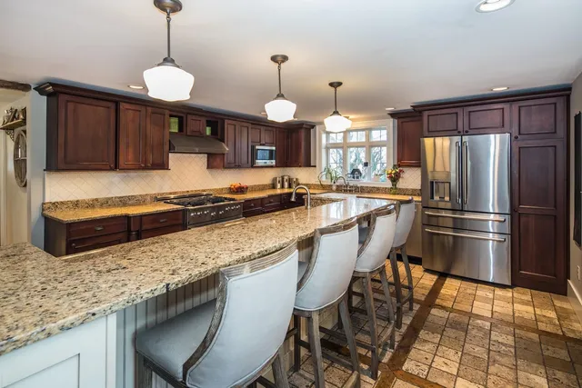 $1,950,000 | 960 East Pittsford Road, Rutland Town, VT 05701