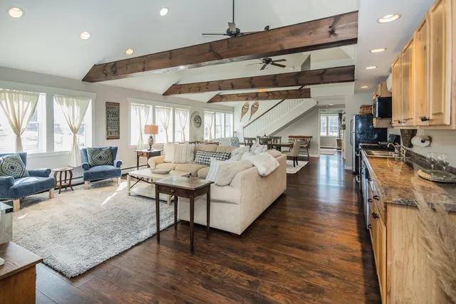 $1,950,000 | 960 East Pittsford Road, Rutland Town, VT 05701